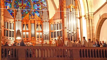 Orgelweihe 2011 mit Bischof Dr. Karl-Heinz Wiesemann Orgelweihe 2011 mit Bischof Dr. Karl-Heinz Wiesemann